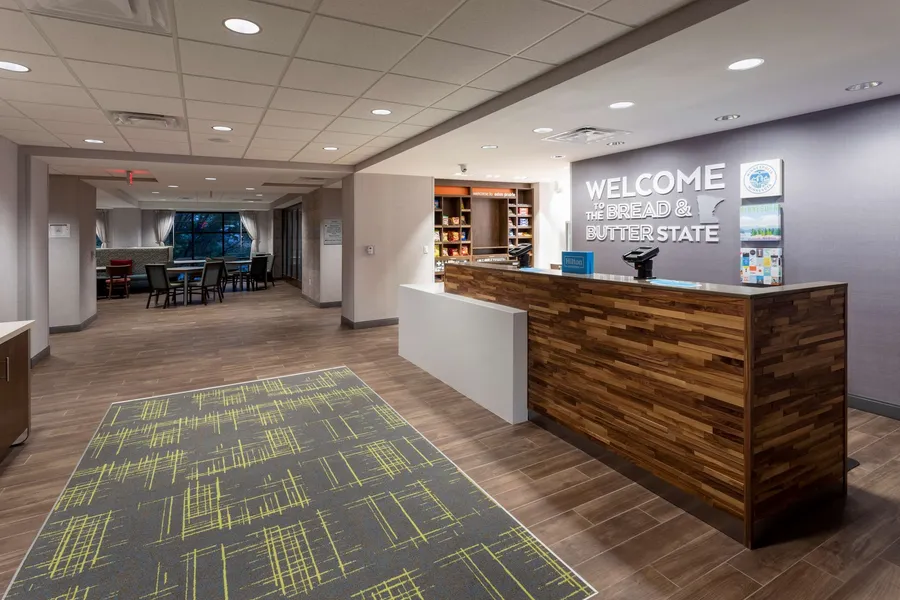 Hampton Inn Eden Prairie Minneapolis hotel detail image 2