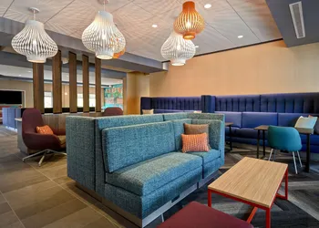 Tru by Hilton Manchester Downtown hotel thumbnail 3