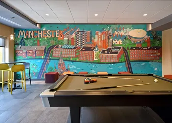 Tru by Hilton Manchester Downtown hotel thumbnail 5