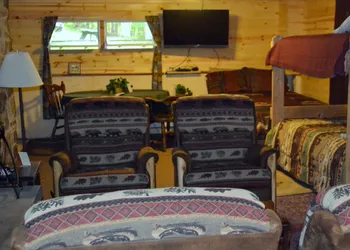 AJ's Lodge and Oven hotel thumbnail 8