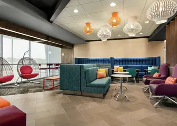 Tru by Hilton Longview hotel thumbnail 4