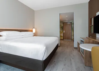 Wyndham Garden Orlando Universal / I Drive hotel thumbnail 6