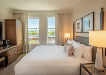 Hotel E hotel thumbnail 6