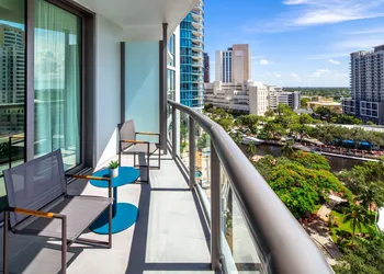 Hyatt Centric Las Olas Fort Lauderdale hotel thumbnail 8