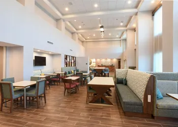 Hampton Inn & Suites Cincinnati Liberty Township hotel thumbnail 4