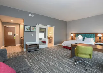 Hampton Inn & Suites Cincinnati Liberty Township hotel thumbnail 8