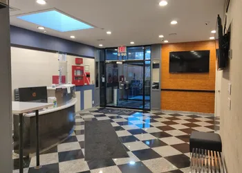 Hotel Key LaGuardia Airport hotel thumbnail 5