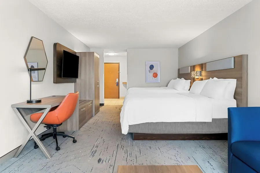 Holiday Inn Express & Suites Detroit North - Roseville by IHG hotel detail image 6