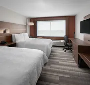 Holiday Inn Express & Suites Elkhorn - Lake Geneva Area by IHG hotel detail image 7