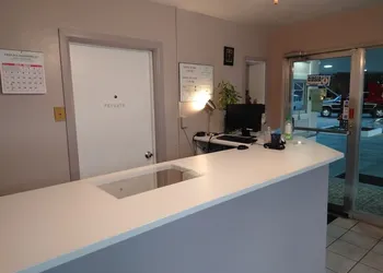 Carriage Inn Motel hotel thumbnail 2