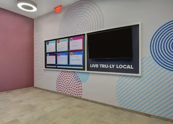 Tru by Hilton Springfield Downtown hotel thumbnail 5
