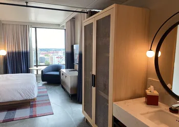 Hyatt Centric Downtown Portland hotel thumbnail 8