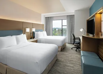 EVEN Hotel Shenandoah - The Woodlands by IHG hotel thumbnail 7