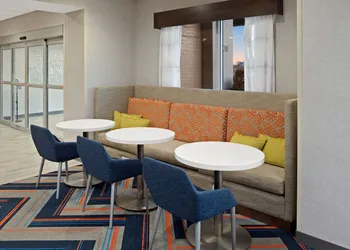 Hampton Inn Circleville hotel thumbnail 7