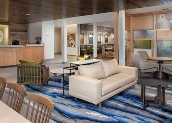 Fairfield Inn & Suites by Marriott Knoxville Lenoir City/I-75 hotel thumbnail 3