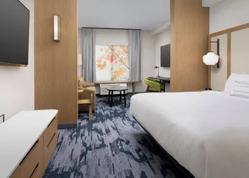 Fairfield Inn & Suites by Marriott Knoxville Lenoir City/I-75 hotel thumbnail 7