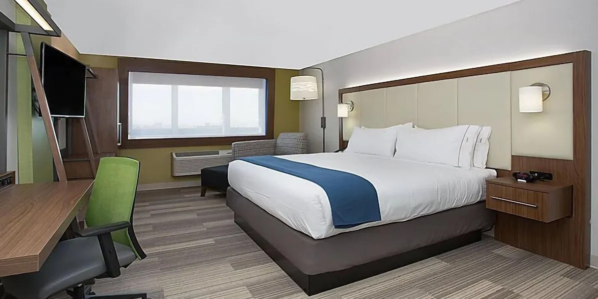 Holiday Inn Express & Suites Romeoville - Joliet North by IHG hotel detail image 2