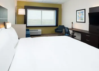 Holiday Inn Express & Suites Romeoville - Joliet North by IHG hotel thumbnail 6