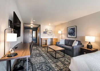 Four Points by Sheraton Elkhart hotel thumbnail 6
