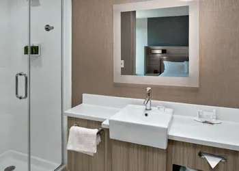 SpringHill Suites by Marriott Hilton Head Island hotel thumbnail 7