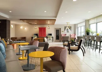 Home2 Suites Troy hotel thumbnail 2