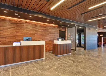 Courtyard by Marriott Bentonville Rogers Promenade hotel thumbnail 4