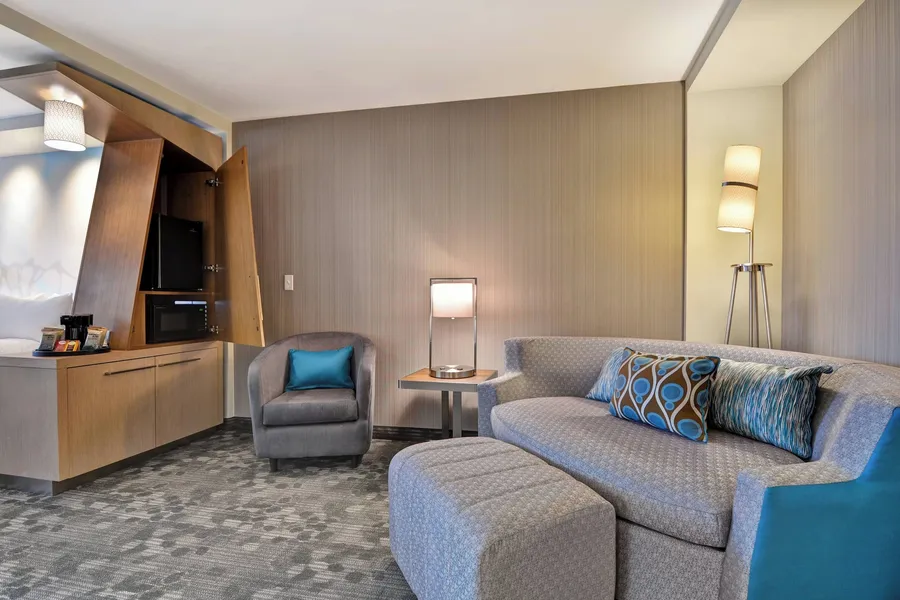 Courtyard by Marriott Bentonville Rogers Promenade hotel detail image 6
