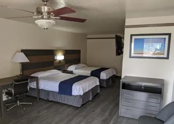 Atrium Inn hotel thumbnail 7