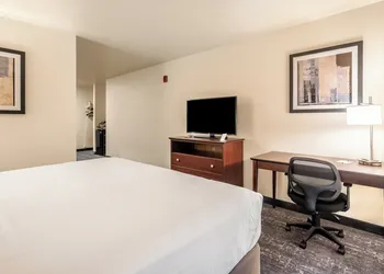 Cobblestone Inn & Suites - Kermit hotel thumbnail 7