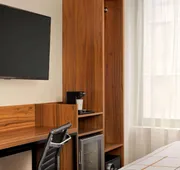 La Quinta Inn & Suites by Wyndham Times Square South hotel detail image 4