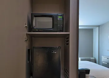 Courtyard by Marriott St. Louis Brentwood hotel thumbnail 8