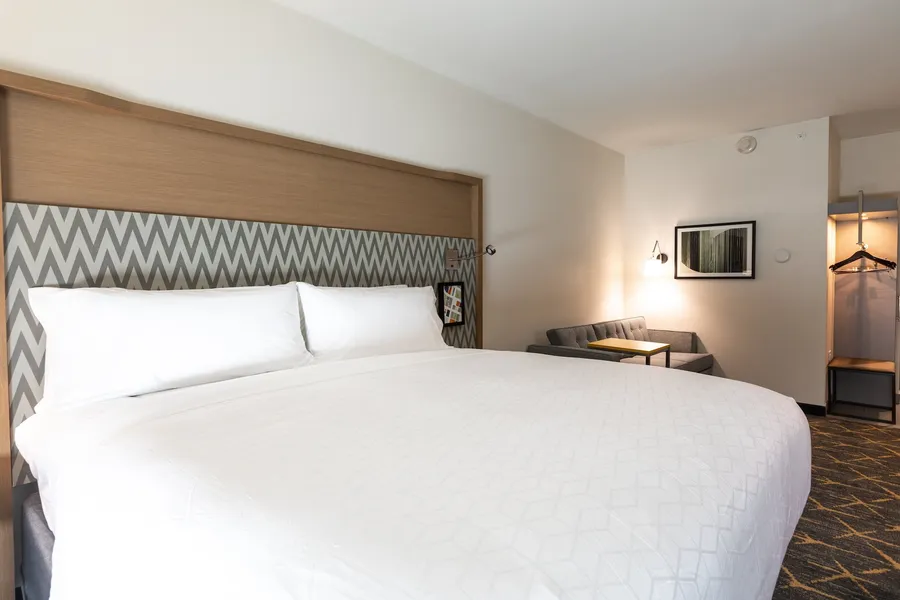 Holiday Inn Greenville - Woodruff Road by IHG hotel detail image 6