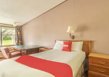 OYO Hotel Daleville AL Hwy 84 hotel thumbnail 5