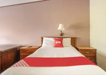 OYO Hotel Daleville AL Hwy 84 hotel thumbnail 6