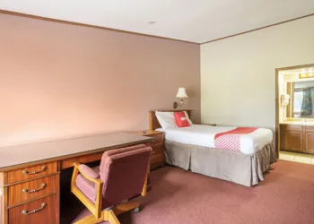 OYO Hotel Daleville AL Hwy 84 hotel thumbnail 7