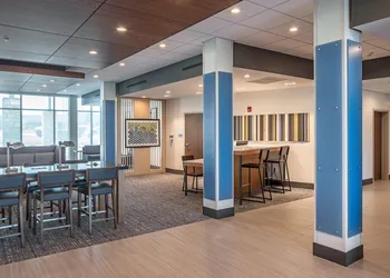 Holiday Inn Express & Suites West Omaha - Elkhorn by IHG hotel thumbnail 3