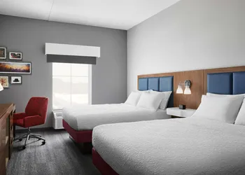 Hampton Inn & Suites Charlotte Steele Creek hotel thumbnail 7