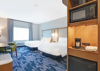 Fairfield Inn & Suites by Marriott Houston NASA/Webster hotel thumbnail 6