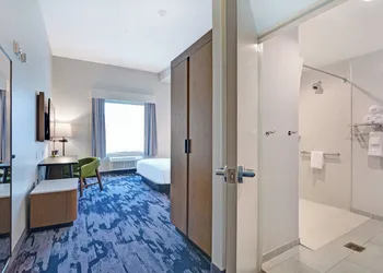 Fairfield Inn & Suites by Marriott Houston NASA/Webster hotel thumbnail 7