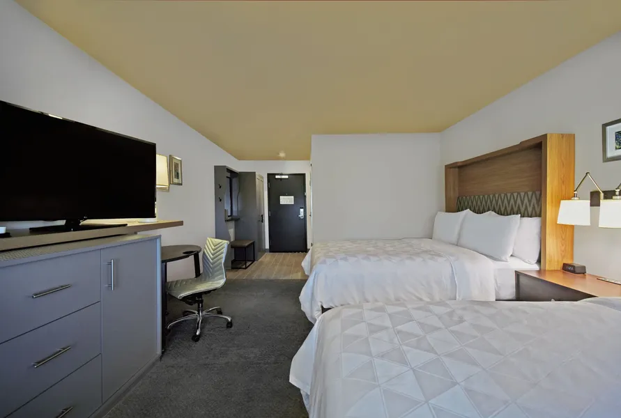 Holiday Inn Grand Rapids North - Walker by IHG hotel detail image 2