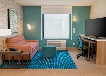 Home2 Suites by Hilton Corona hotel thumbnail 7