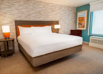 Home2 Suites by Hilton Corona hotel thumbnail 8
