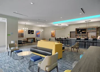 La Quinta Inn & Suites by Wyndham Texas City I 45 hotel thumbnail 4