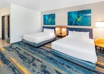 La Quinta Inn & Suites by Wyndham Texas City I 45 hotel thumbnail 6