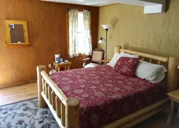 The Woods Inn hotel thumbnail 5
