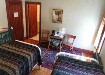 The Woods Inn hotel thumbnail 7