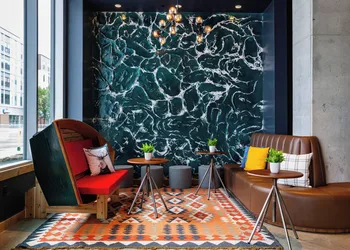 Moxy Minneapolis Downtown hotel thumbnail 3