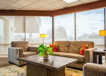 Suburban Studios I-80 Grand Island hotel thumbnail 4