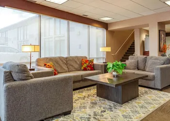 Suburban Studios I-80 Grand Island hotel thumbnail 7