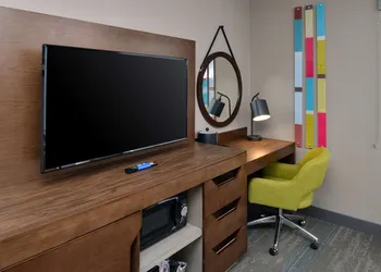 Hampton Inn & Suites Adrian hotel thumbnail 6